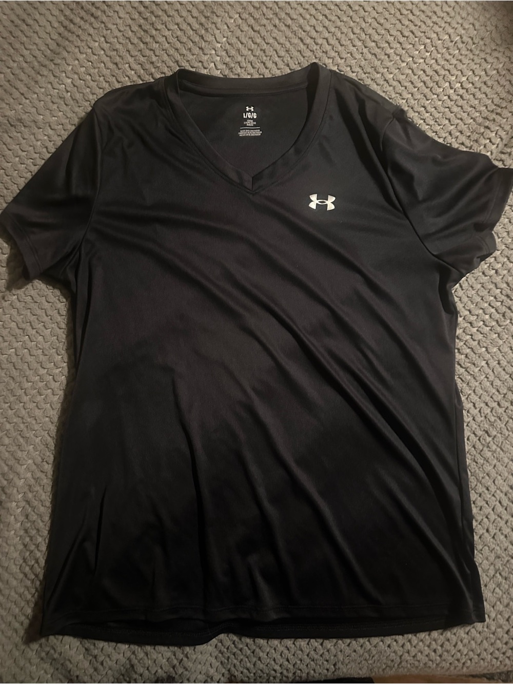 Under Armour Black Women's V-Neck Athletic Tee